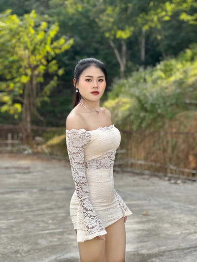 秦先生和琪琪阳台大战w视频